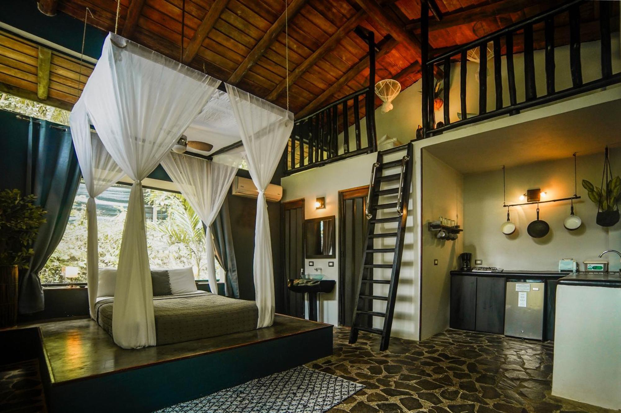 Canaima Chill House Playa Santa Teresa  Exterior photo